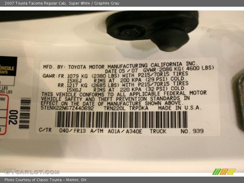 Super White / Graphite Gray 2007 Toyota Tacoma Regular Cab