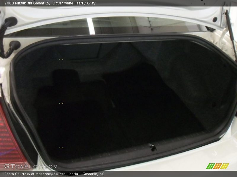 Dover White Pearl / Gray 2008 Mitsubishi Galant ES
