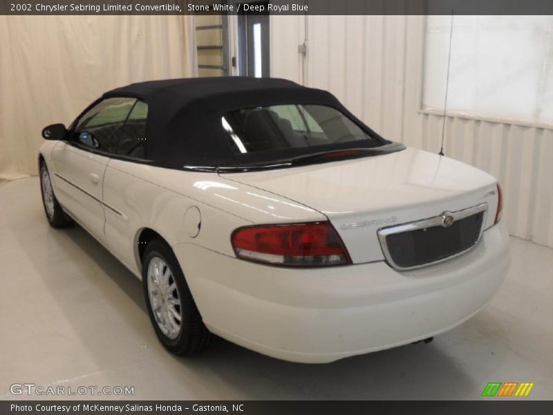 Stone White / Deep Royal Blue 2002 Chrysler Sebring Limited Convertible