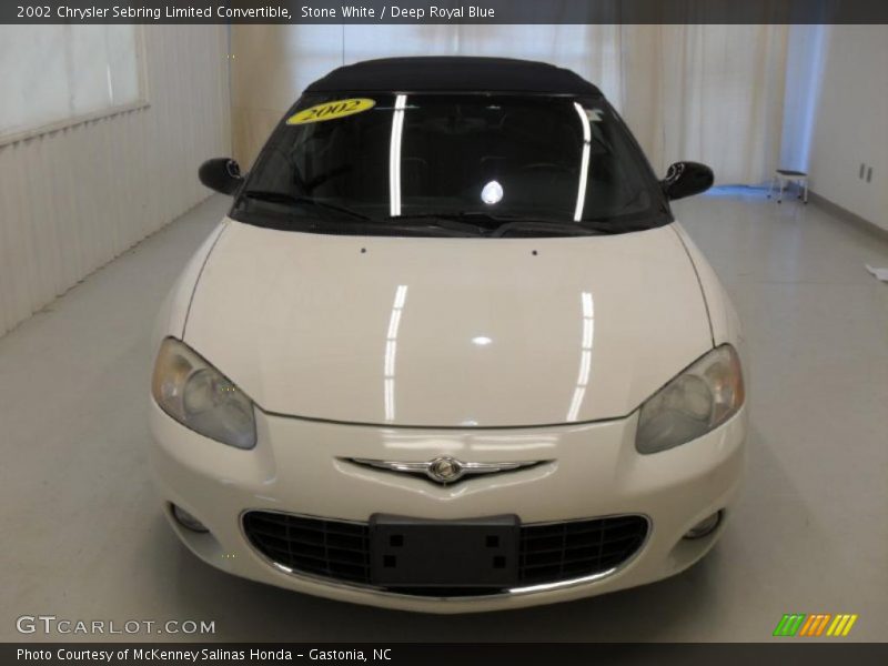 Stone White / Deep Royal Blue 2002 Chrysler Sebring Limited Convertible