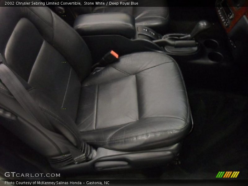Stone White / Deep Royal Blue 2002 Chrysler Sebring Limited Convertible
