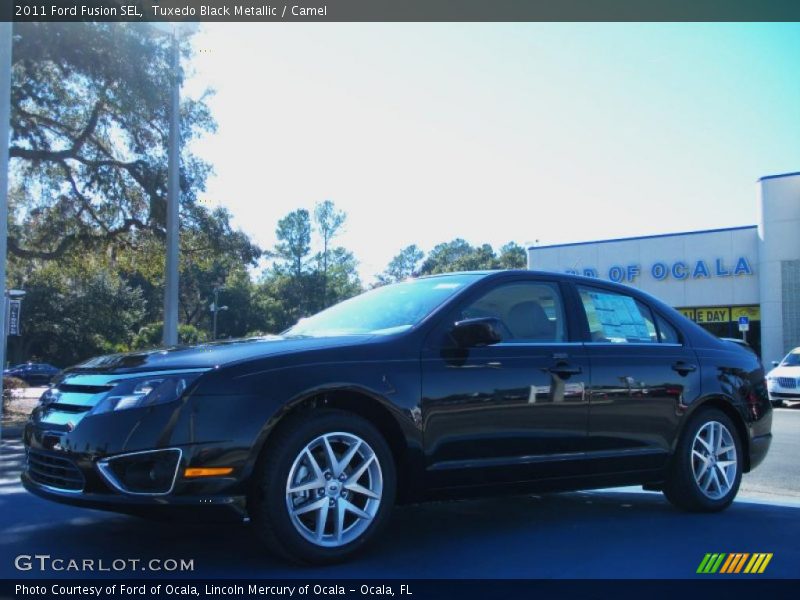 Tuxedo Black Metallic / Camel 2011 Ford Fusion SEL