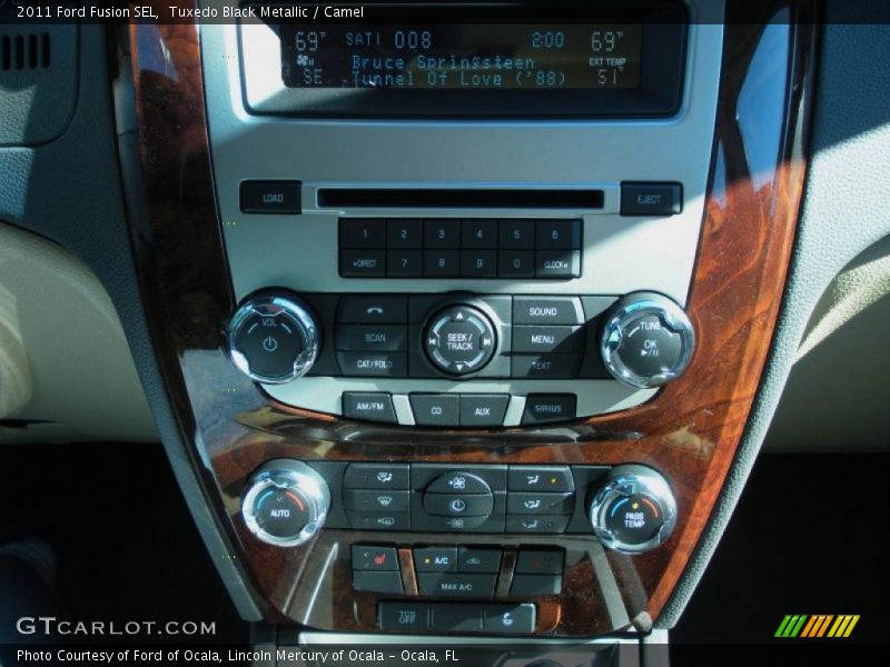 Tuxedo Black Metallic / Camel 2011 Ford Fusion SEL