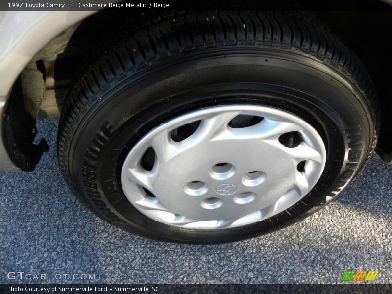 Cashmere Beige Metallic / Beige 1997 Toyota Camry LE