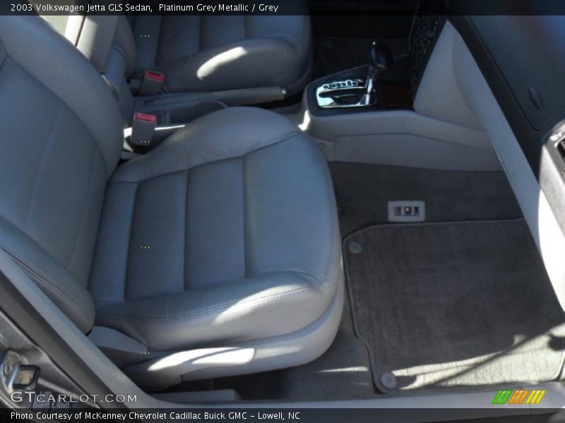 Platinum Grey Metallic / Grey 2003 Volkswagen Jetta GLS Sedan