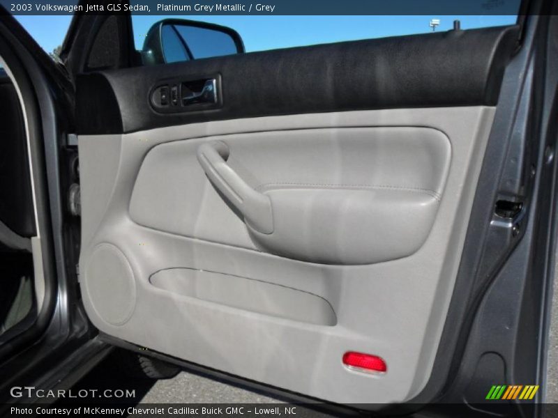 Platinum Grey Metallic / Grey 2003 Volkswagen Jetta GLS Sedan