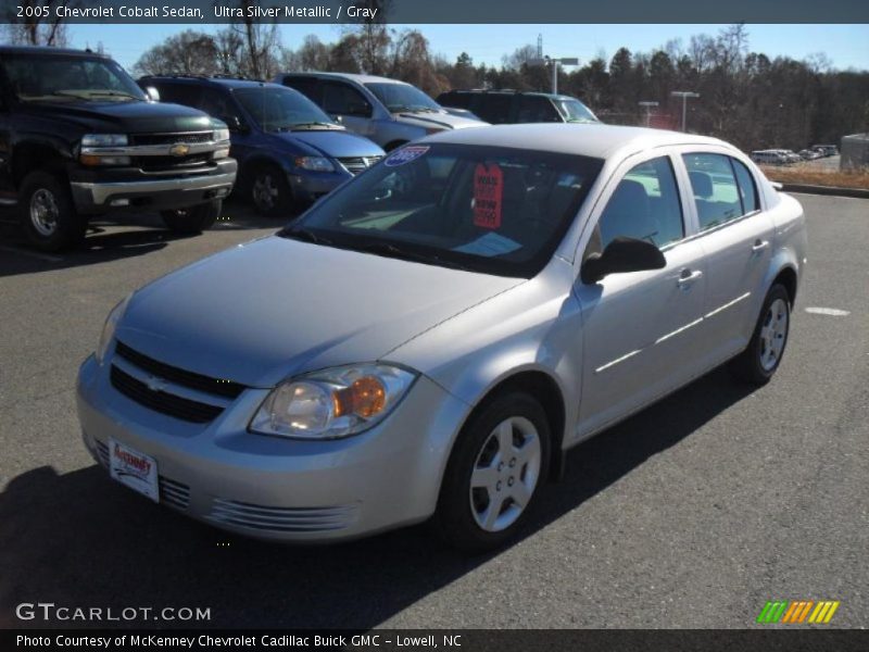 Ultra Silver Metallic / Gray 2005 Chevrolet Cobalt Sedan