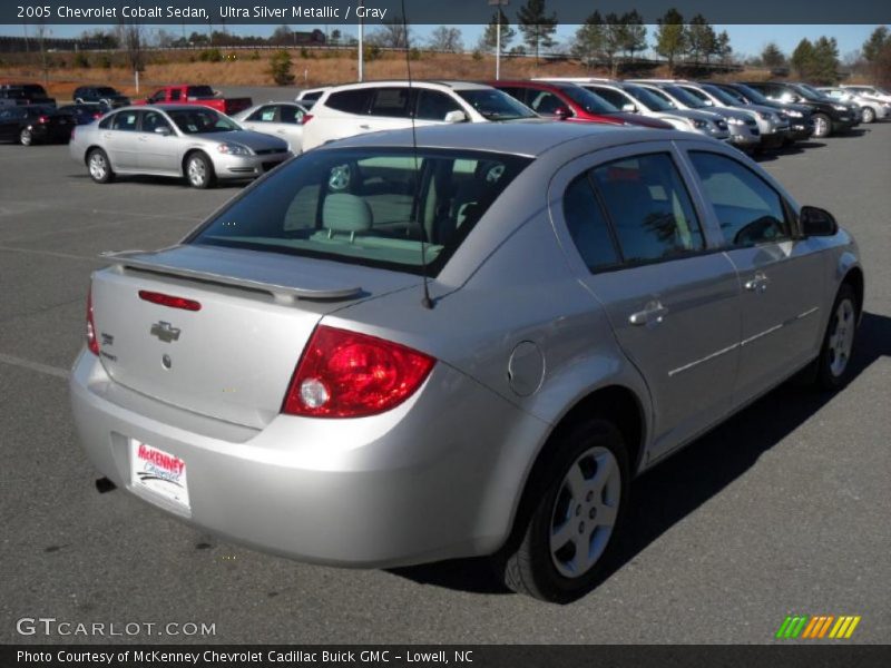 Ultra Silver Metallic / Gray 2005 Chevrolet Cobalt Sedan