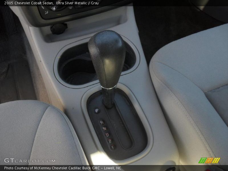 Ultra Silver Metallic / Gray 2005 Chevrolet Cobalt Sedan