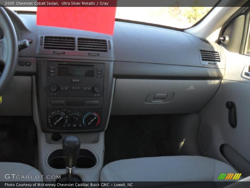 Ultra Silver Metallic / Gray 2005 Chevrolet Cobalt Sedan