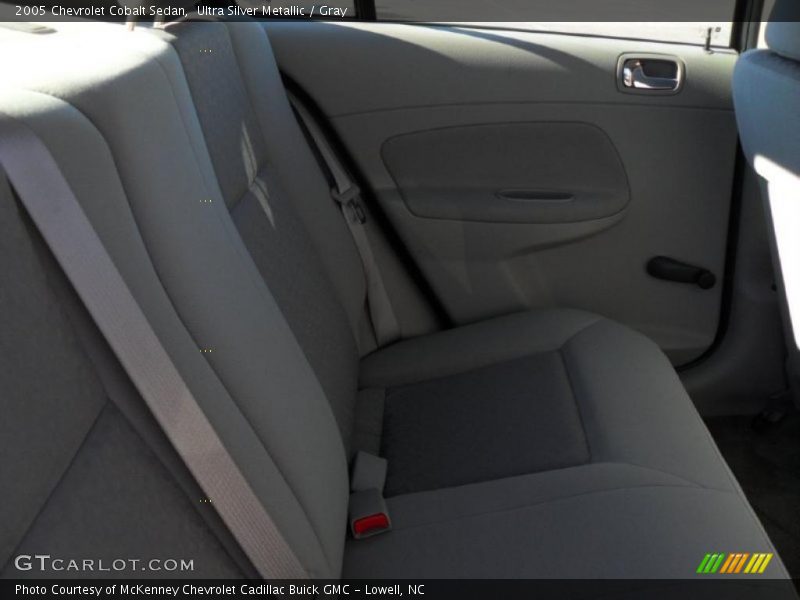 Ultra Silver Metallic / Gray 2005 Chevrolet Cobalt Sedan