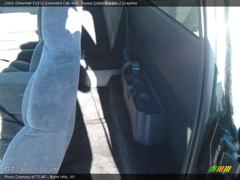 Forest Green Metallic / Graphite 2002 Chevrolet S10 LS Extended Cab 4x4