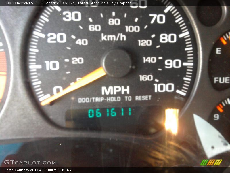 Forest Green Metallic / Graphite 2002 Chevrolet S10 LS Extended Cab 4x4