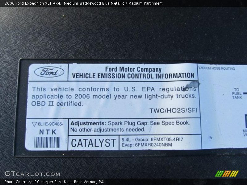Medium Wedgewood Blue Metallic / Medium Parchment 2006 Ford Expedition XLT 4x4