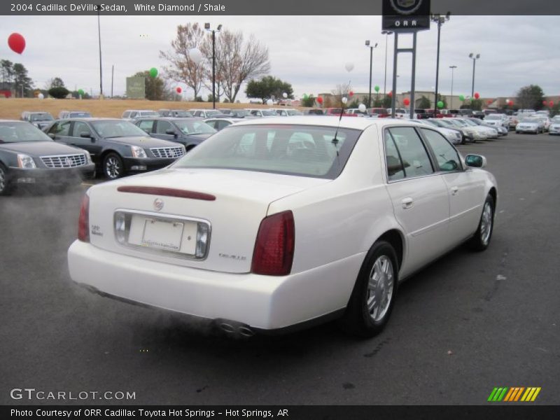 White Diamond / Shale 2004 Cadillac DeVille Sedan