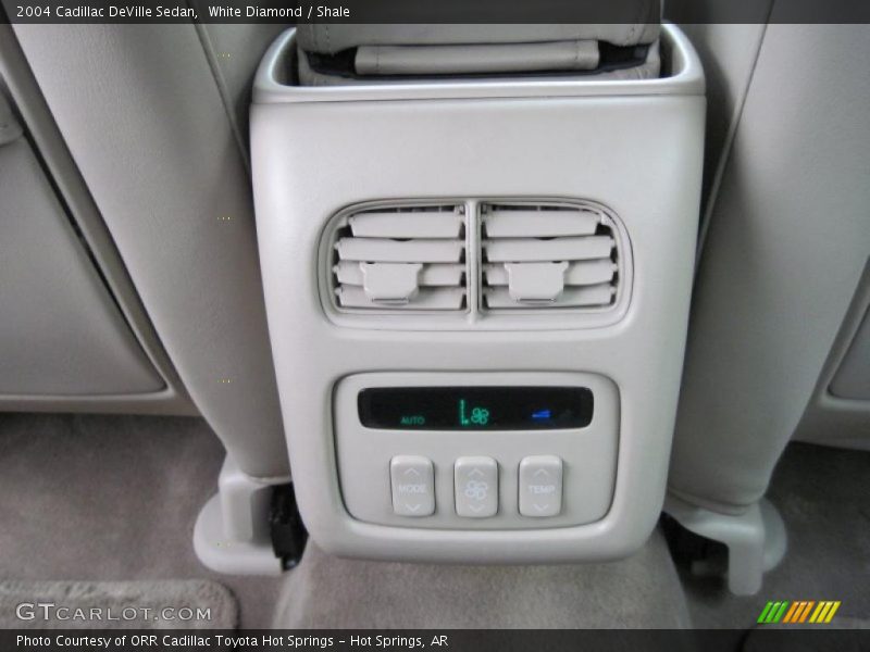 White Diamond / Shale 2004 Cadillac DeVille Sedan