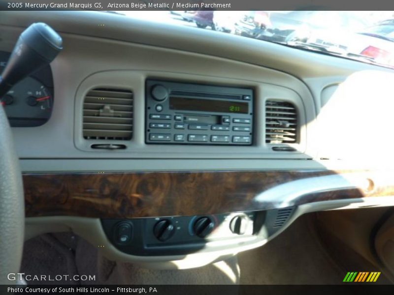 Arizona Beige Metallic / Medium Parchment 2005 Mercury Grand Marquis GS