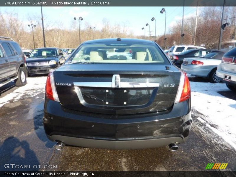 Tuxedo Black Metallic / Light Camel 2009 Lincoln MKS Sedan