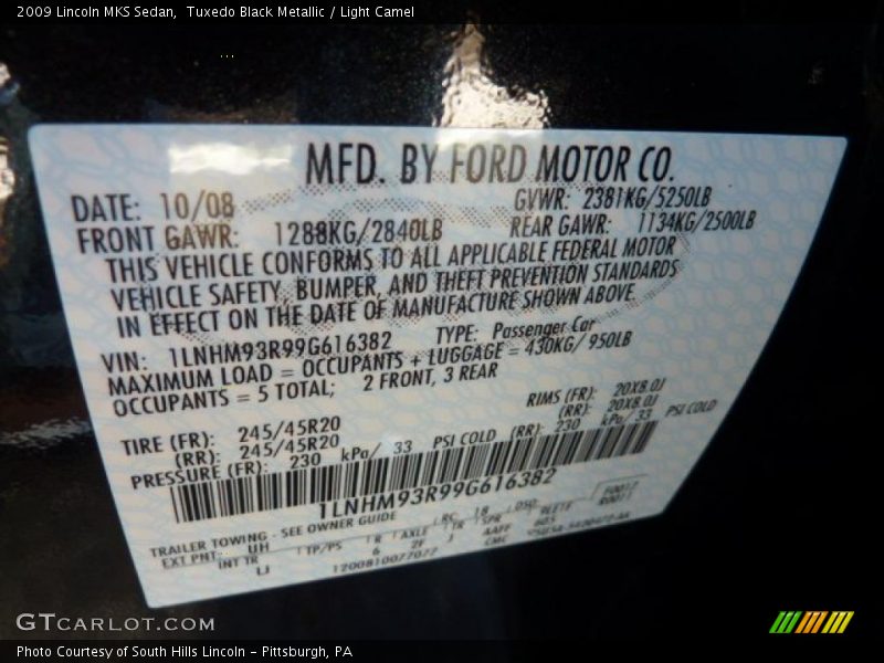 Tuxedo Black Metallic / Light Camel 2009 Lincoln MKS Sedan