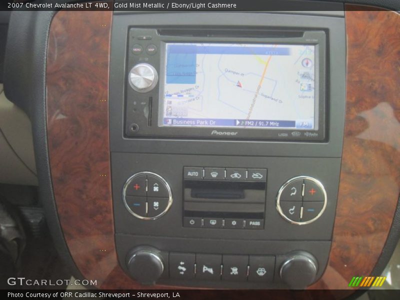 Gold Mist Metallic / Ebony/Light Cashmere 2007 Chevrolet Avalanche LT 4WD