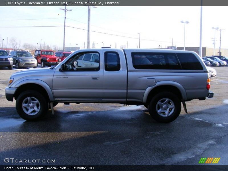 Lunar Mist Metallic / Charcoal 2002 Toyota Tacoma V6 Xtracab 4x4