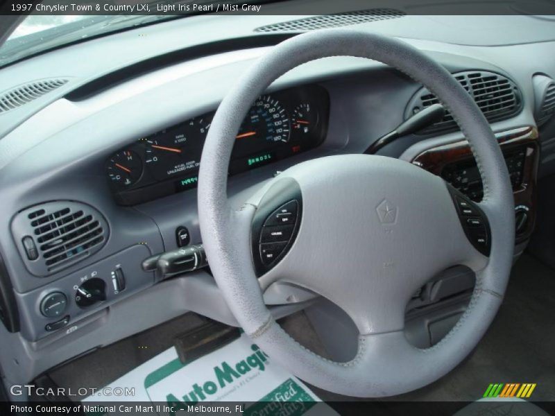  1997 Town & Country LXi Steering Wheel