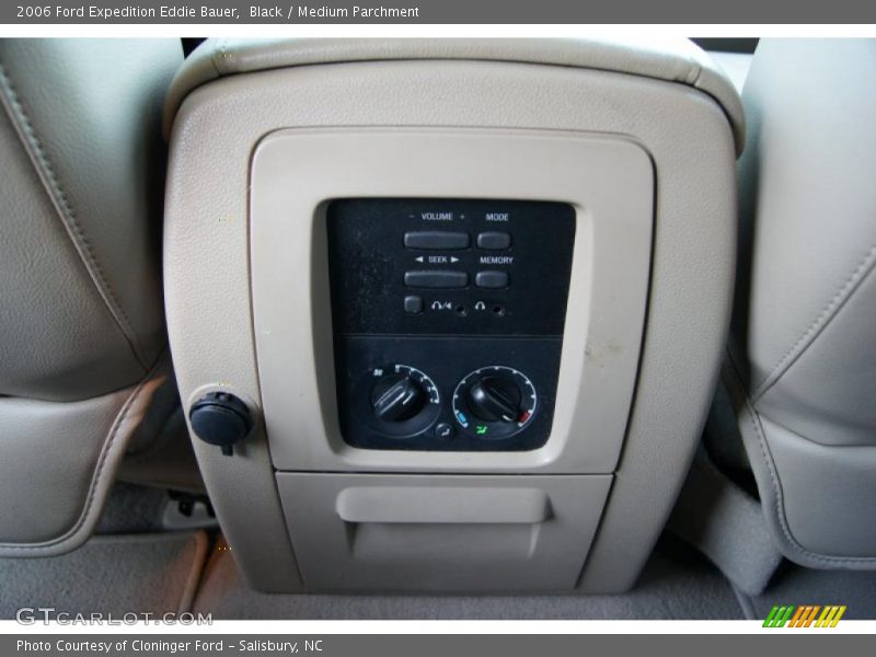 Black / Medium Parchment 2006 Ford Expedition Eddie Bauer