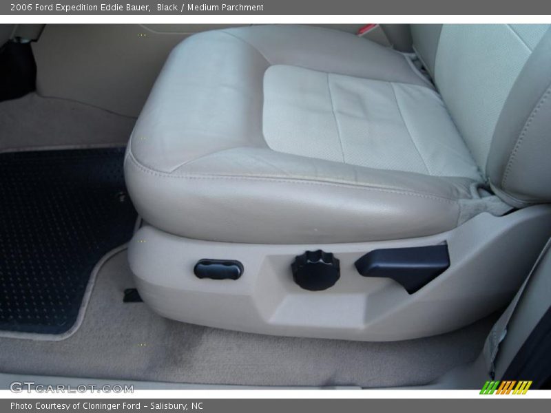 Black / Medium Parchment 2006 Ford Expedition Eddie Bauer