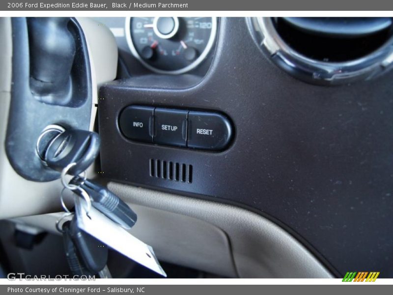 Black / Medium Parchment 2006 Ford Expedition Eddie Bauer