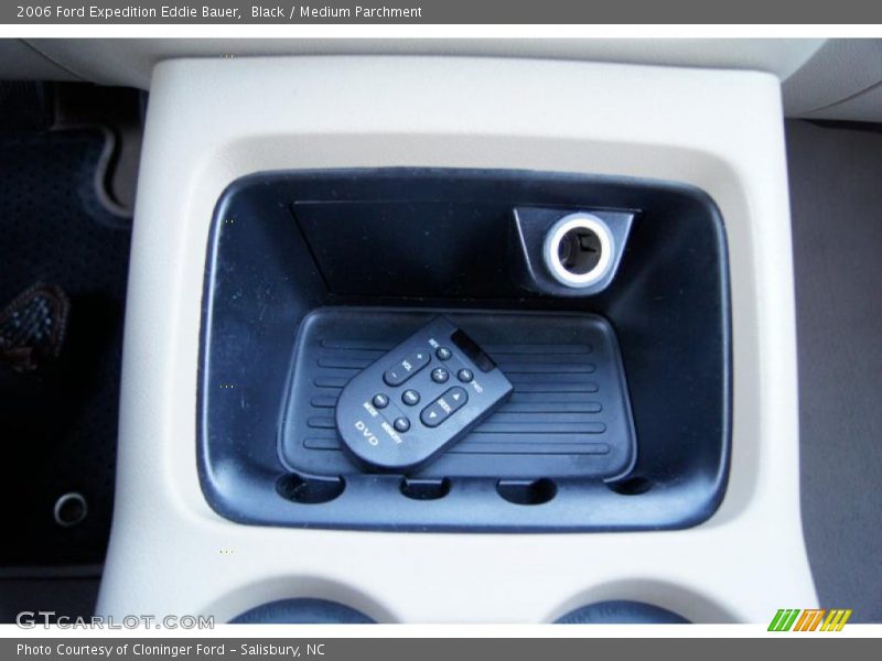 Black / Medium Parchment 2006 Ford Expedition Eddie Bauer
