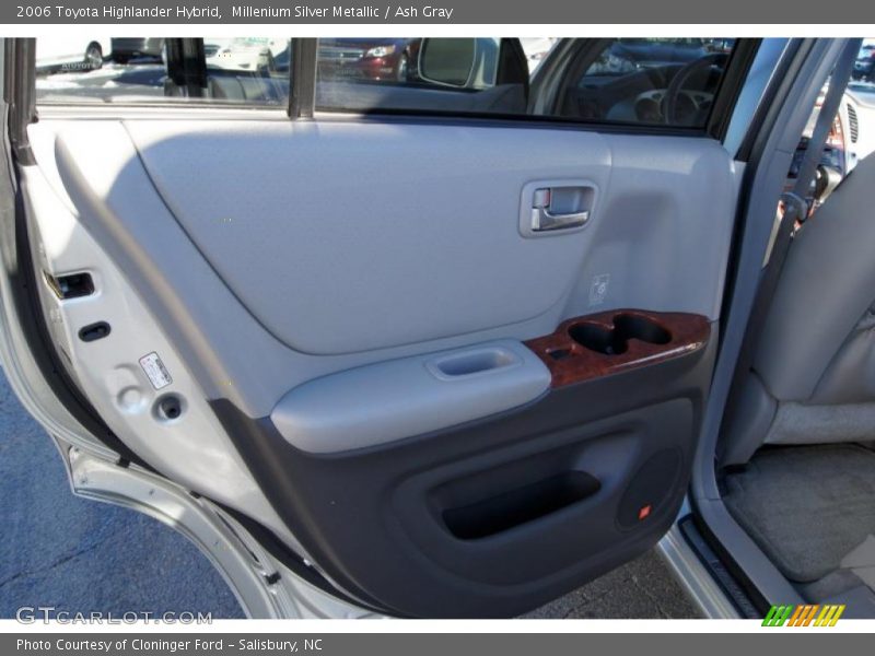 Millenium Silver Metallic / Ash Gray 2006 Toyota Highlander Hybrid