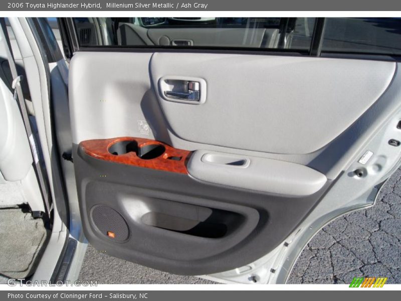 Millenium Silver Metallic / Ash Gray 2006 Toyota Highlander Hybrid