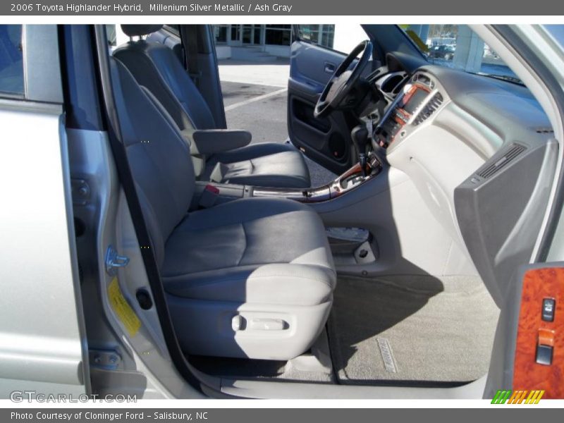 Millenium Silver Metallic / Ash Gray 2006 Toyota Highlander Hybrid