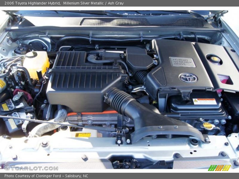 Millenium Silver Metallic / Ash Gray 2006 Toyota Highlander Hybrid
