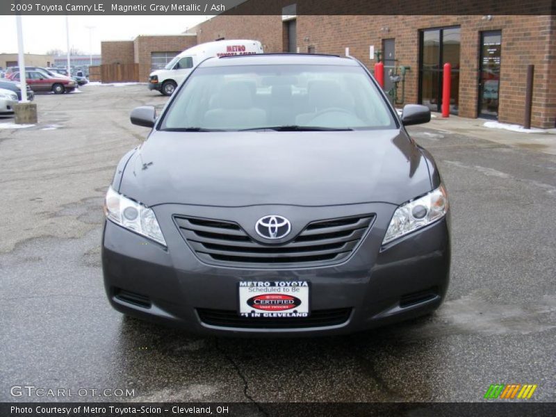 Magnetic Gray Metallic / Ash 2009 Toyota Camry LE