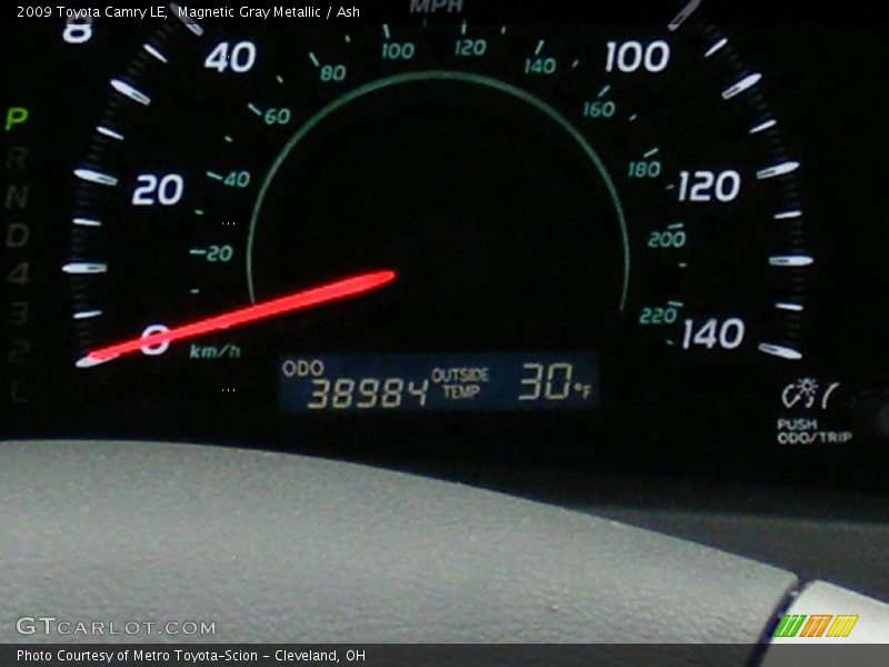Magnetic Gray Metallic / Ash 2009 Toyota Camry LE