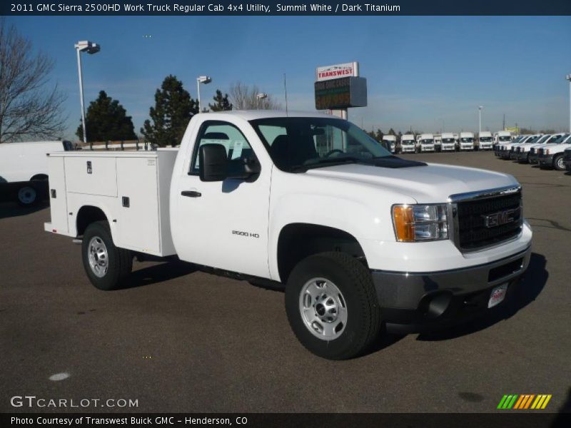 Front 3/4 View of 2011 Sierra 2500HD Work Truck Regular Cab 4x4 Utility