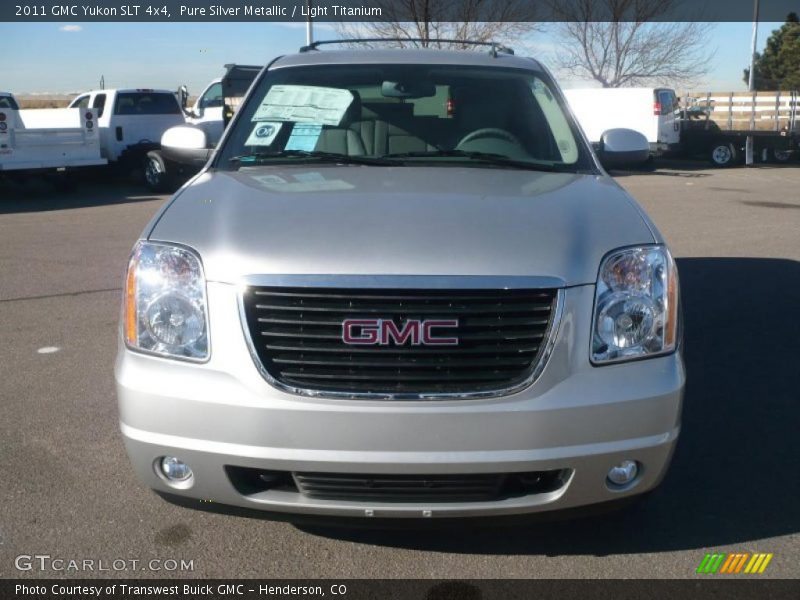 Pure Silver Metallic / Light Titanium 2011 GMC Yukon SLT 4x4