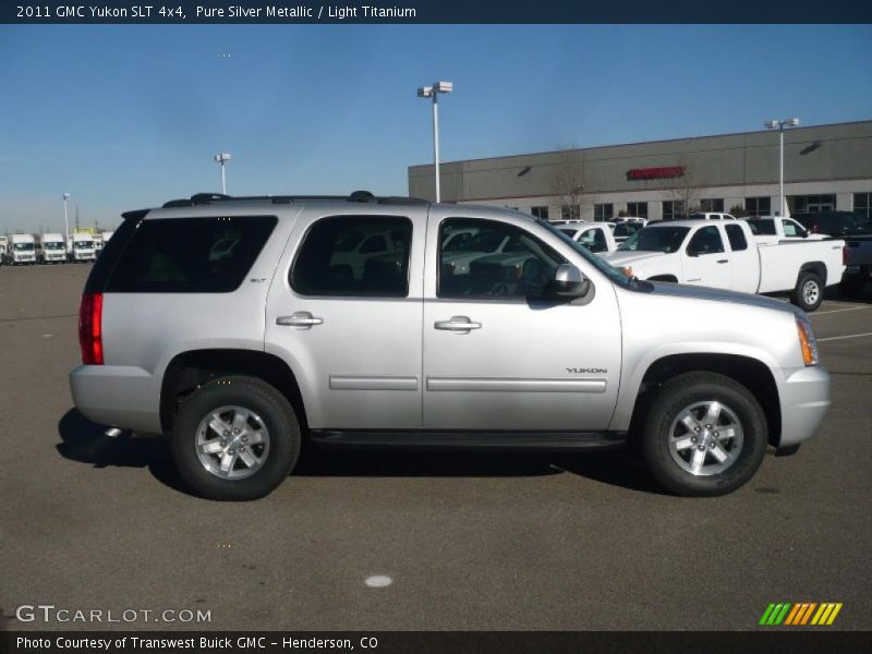 Pure Silver Metallic / Light Titanium 2011 GMC Yukon SLT 4x4