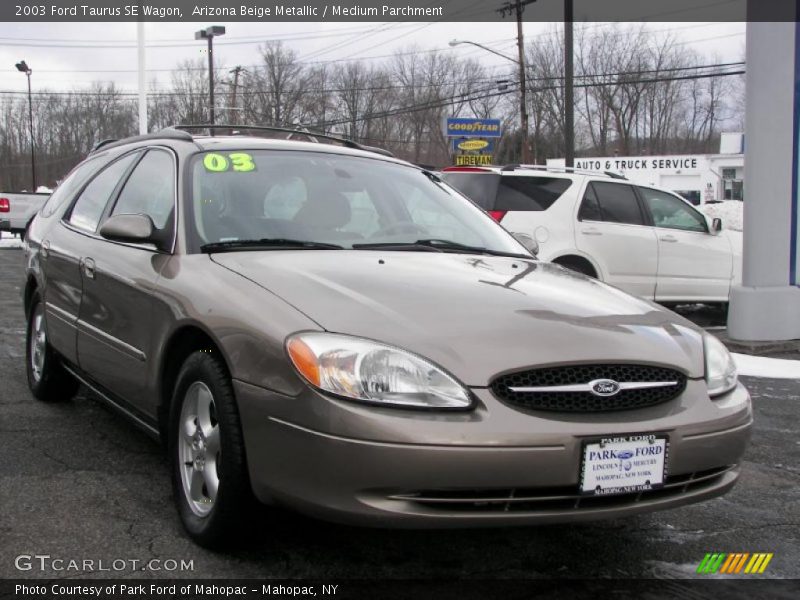 Arizona Beige Metallic / Medium Parchment 2003 Ford Taurus SE Wagon
