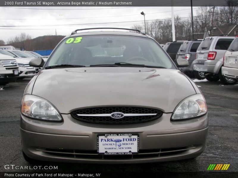 Arizona Beige Metallic / Medium Parchment 2003 Ford Taurus SE Wagon