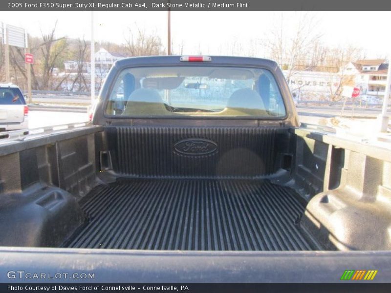 Dark Stone Metallic / Medium Flint 2005 Ford F350 Super Duty XL Regular Cab 4x4
