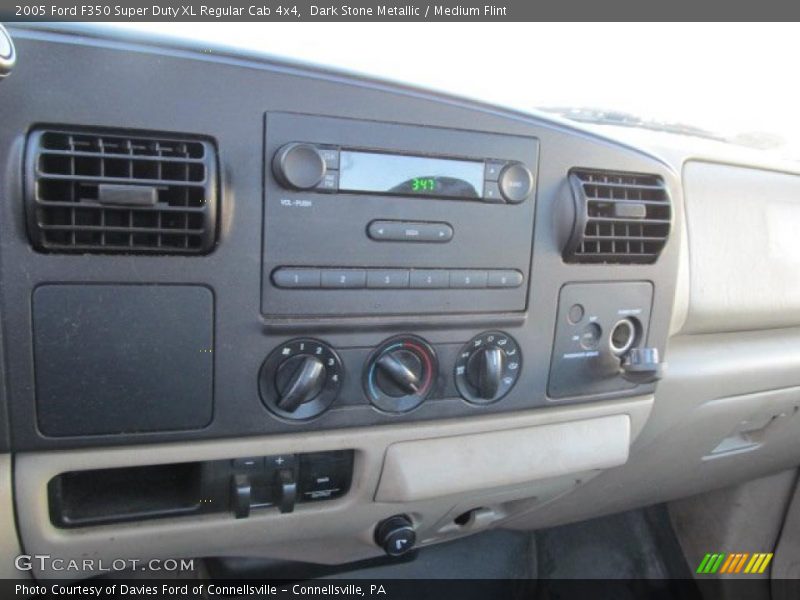 Dark Stone Metallic / Medium Flint 2005 Ford F350 Super Duty XL Regular Cab 4x4