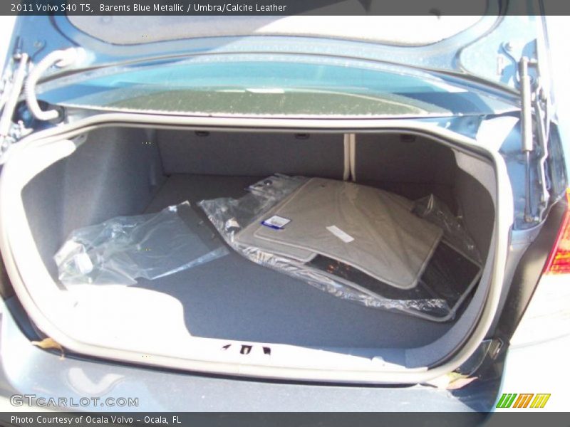 Barents Blue Metallic / Umbra/Calcite Leather 2011 Volvo S40 T5