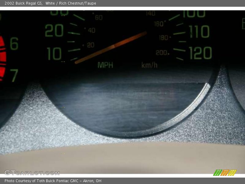 White / Rich Chestnut/Taupe 2002 Buick Regal GS