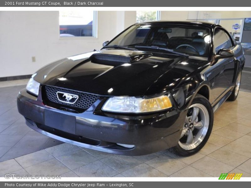 Black / Dark Charcoal 2001 Ford Mustang GT Coupe