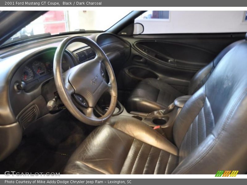 Black / Dark Charcoal 2001 Ford Mustang GT Coupe