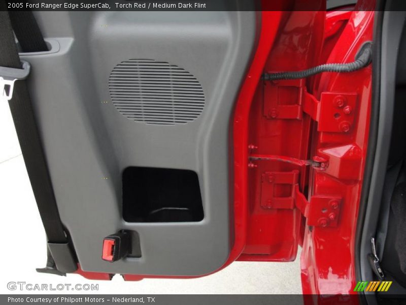 Door Panel of 2005 Ranger Edge SuperCab