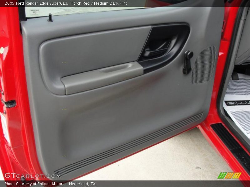 Door Panel of 2005 Ranger Edge SuperCab