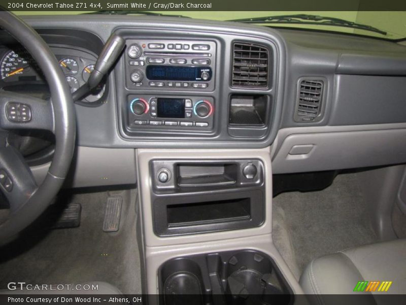 Summit White / Gray/Dark Charcoal 2004 Chevrolet Tahoe Z71 4x4
